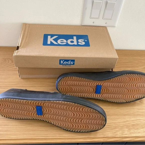 Keds Size 11 Black Double Decker Leather Sneakers - NWOT - Picture 4 of 8